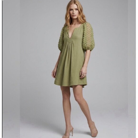 UMGEE Dresses & Skirts - NEW Umgee Olive Green Mini Dress Puff Sleeve Swiss Dot MEDIUM Boho